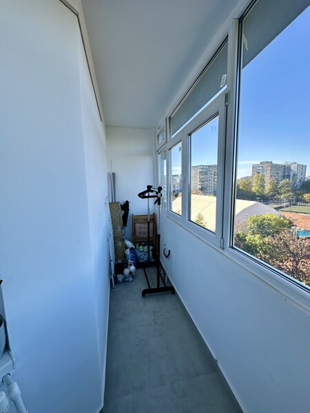 Drumul Taberei, vis a vis Auchan, bloc cu BRD an 1980